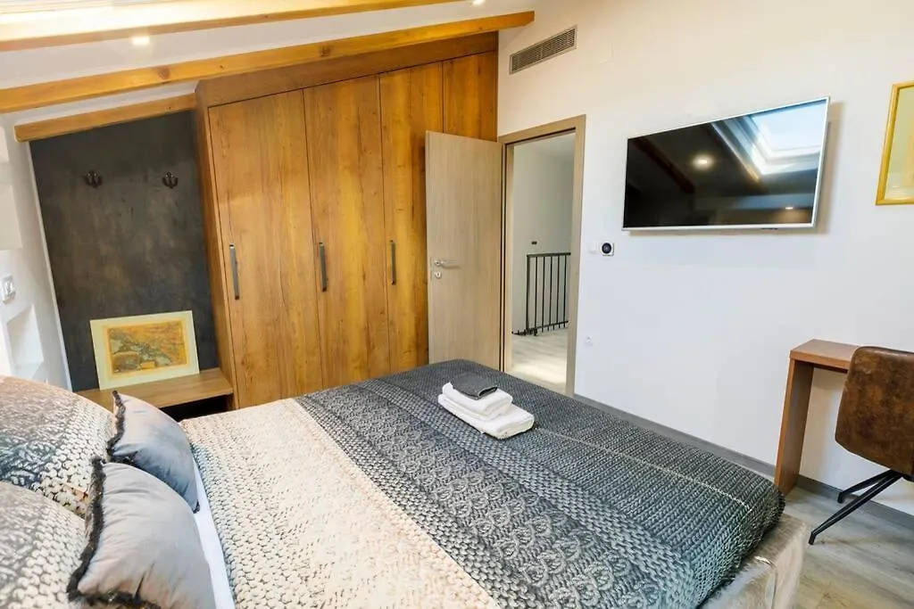 Luxury Villa Stocia Split With Swimming Pool, Sauna And Jacuzzi In A Peaceful Location In Split