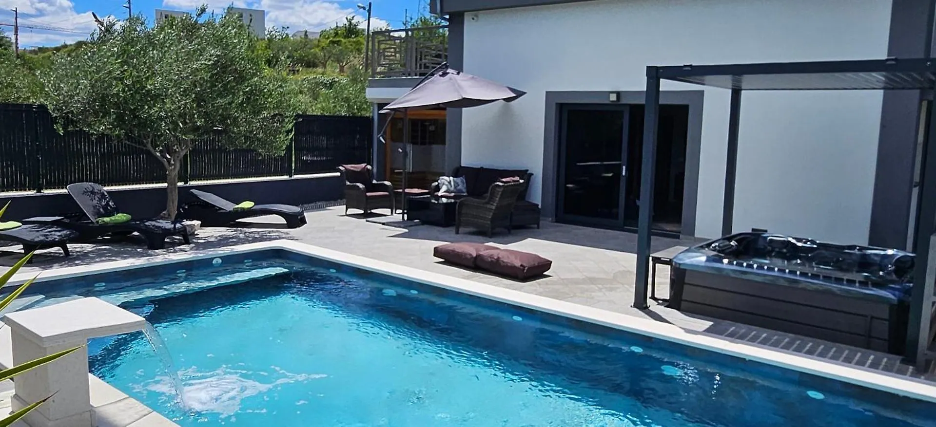 Prázdninový dům Luxury Villa Stocia Split With Swimming Pool, Sauna And Jacuzzi In A Peaceful Location In Split